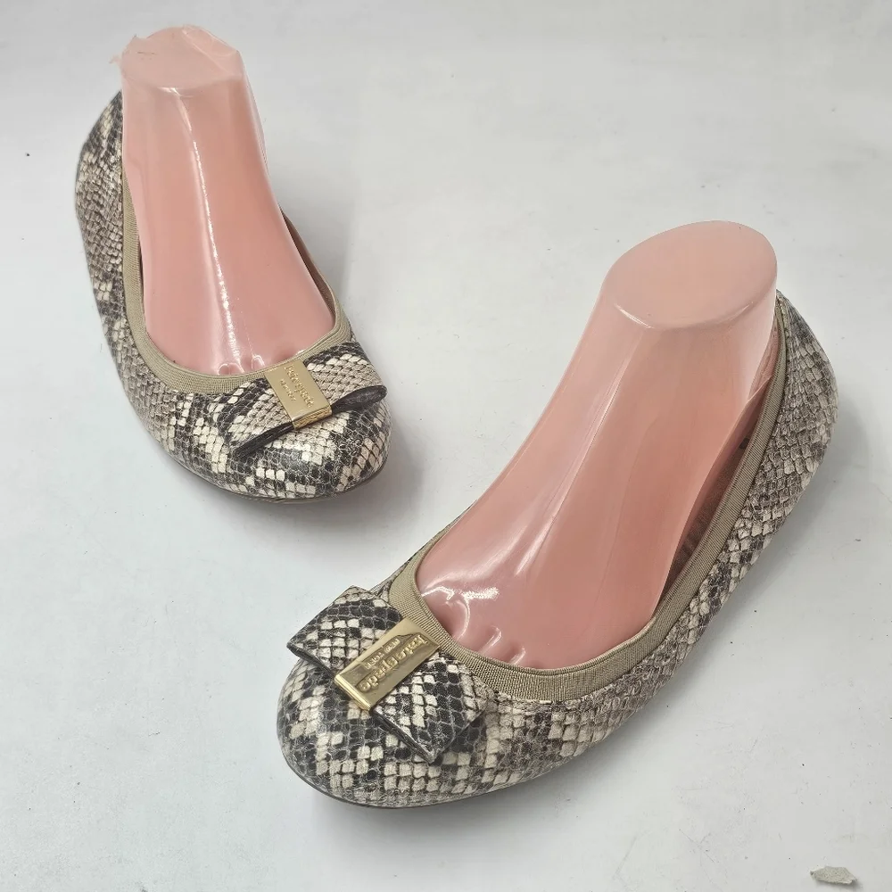 Kate Spade Tock Snakeskin Print Bow Ballet Flats Size 9.5 Gold Logo Plate Detail